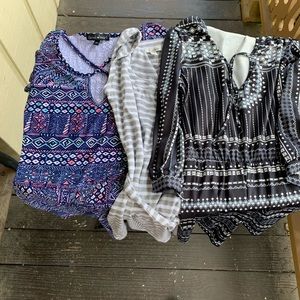 2 fitted dress and one romper (xs/s)
